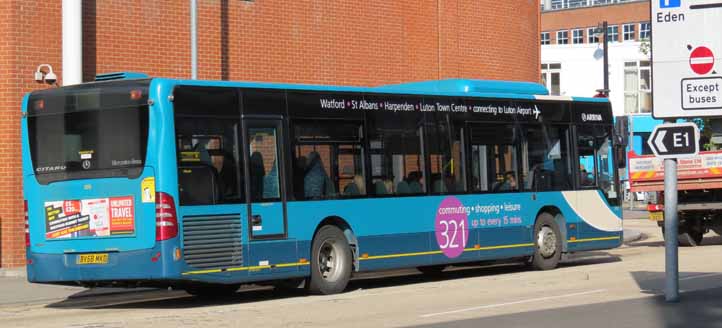 Arriva Shires Mercedes Citaro 3915